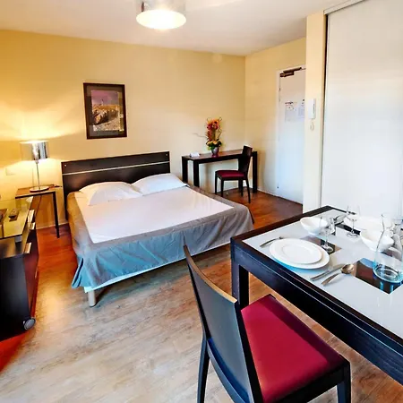 Odalys Olympe 3* Antibes