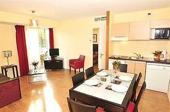 Odalys - Olympe מלון דירות 3*